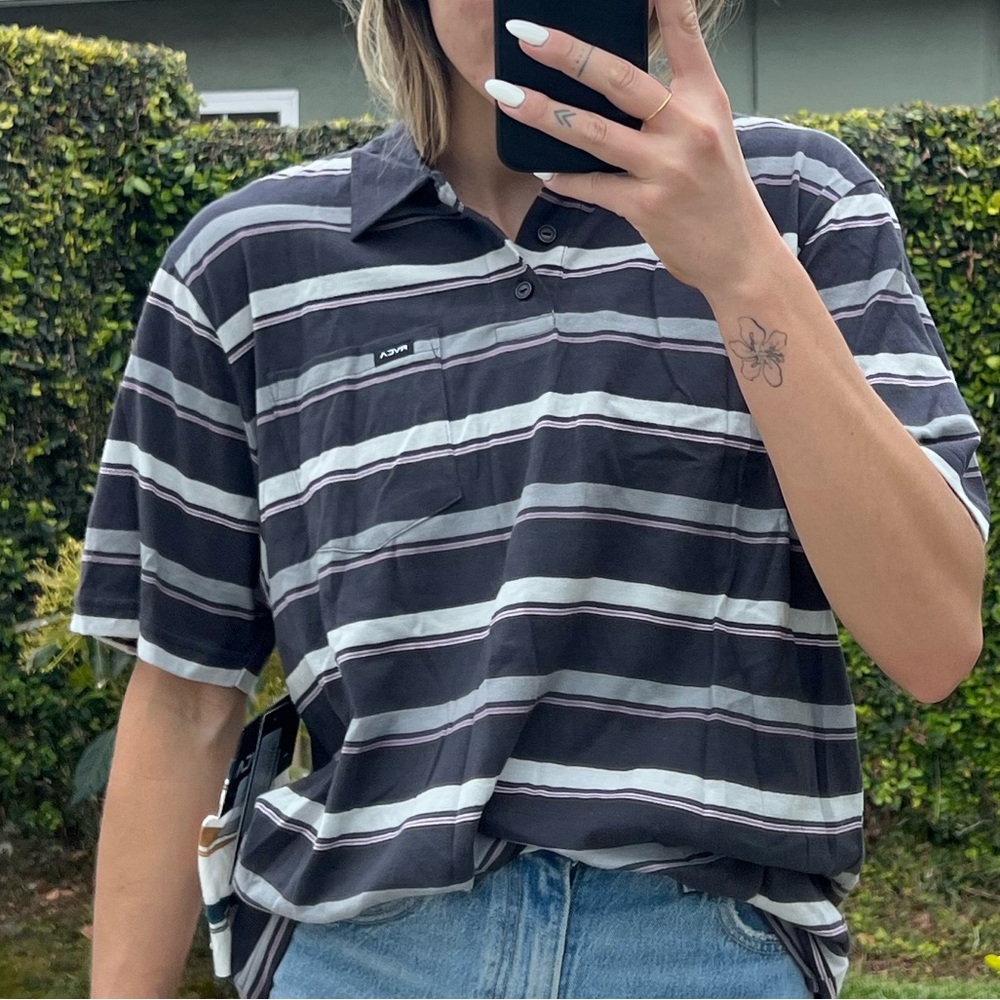 NWT Rvca shirt - Picture 5 of 8